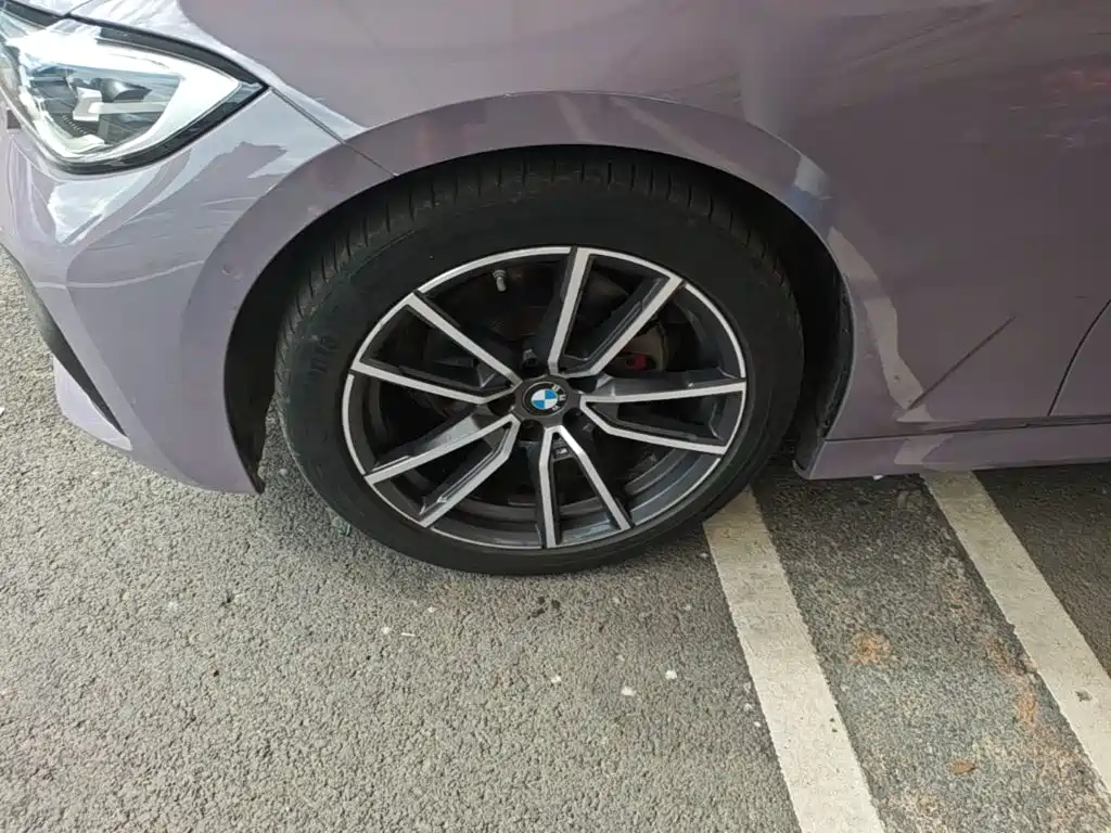 BMW 3 Series — миниатюра 23