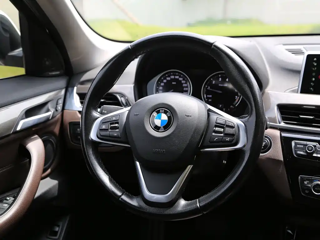 BMW X1 — миниатюра 5