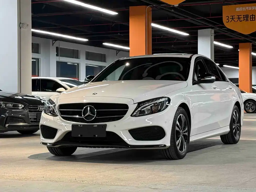 Mercedes-Benz C-Class — миниатюра 2