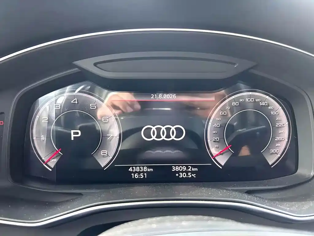 Audi A6L — миниатюра 9