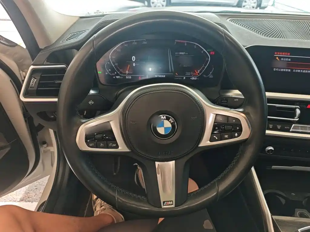 BMW 3 Series — миниатюра 11