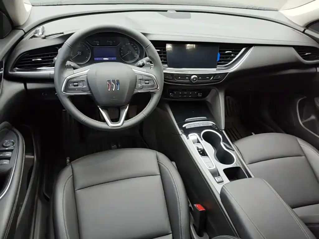 Buick Regal — миниатюра 10
