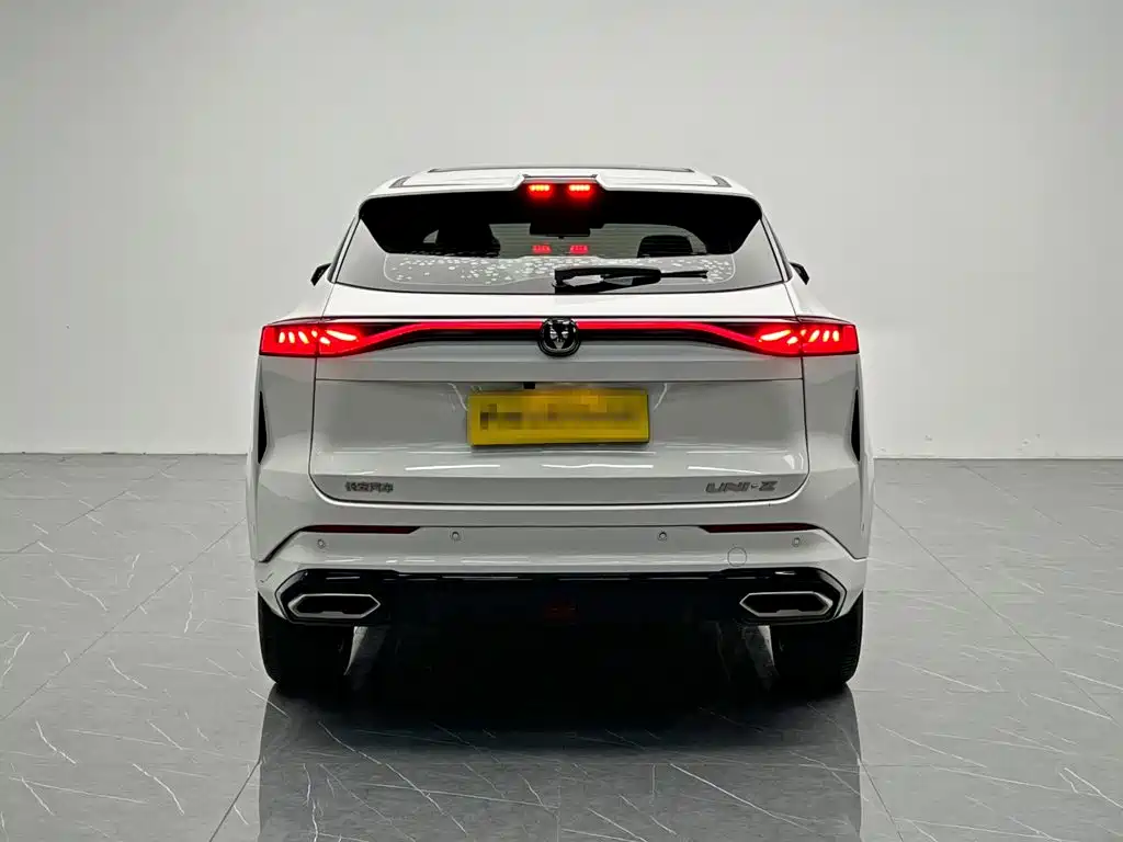 Changan UNI-Z New Energy — миниатюра 5