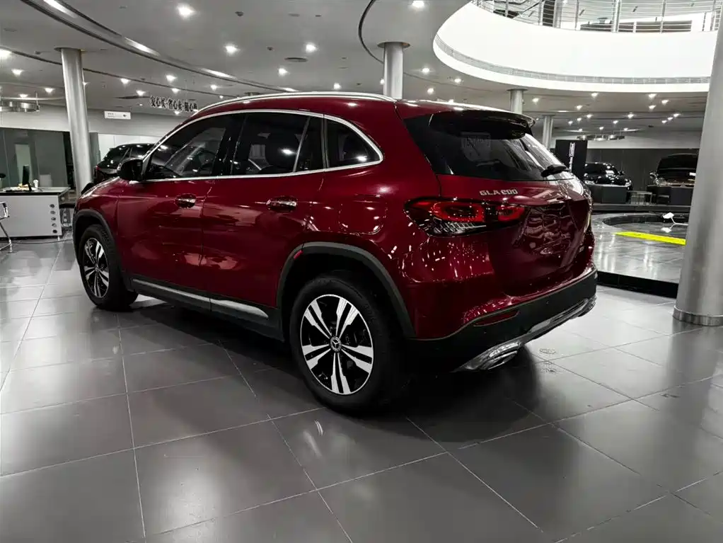 Mercedes-Benz GLA