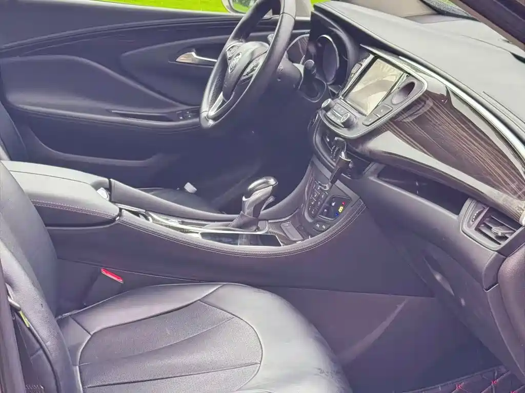 Buick Envision Plus — миниатюра 15