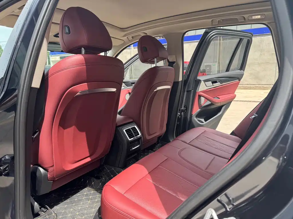 BMW iX3 — миниатюра 5