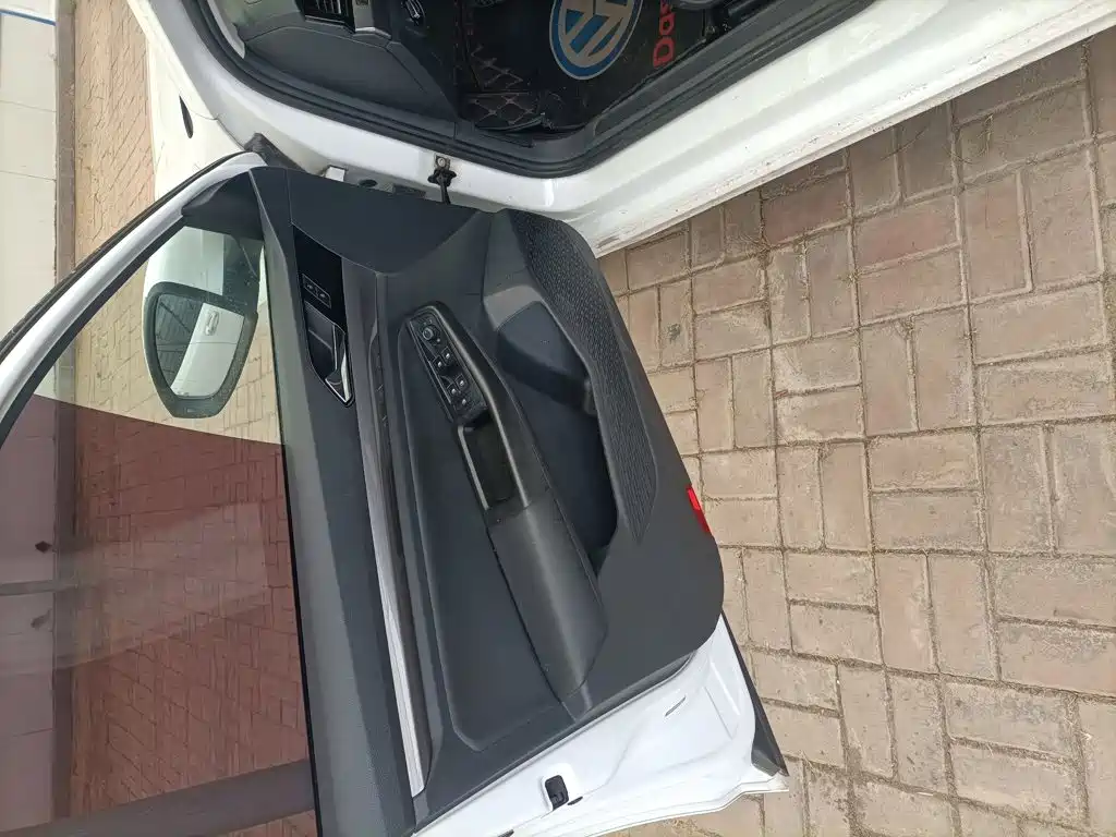 Volkswagen Bora — миниатюра 12