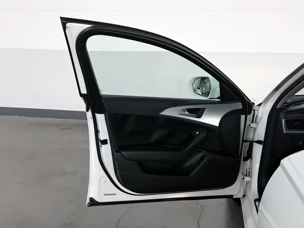 Audi A6L — миниатюра 8