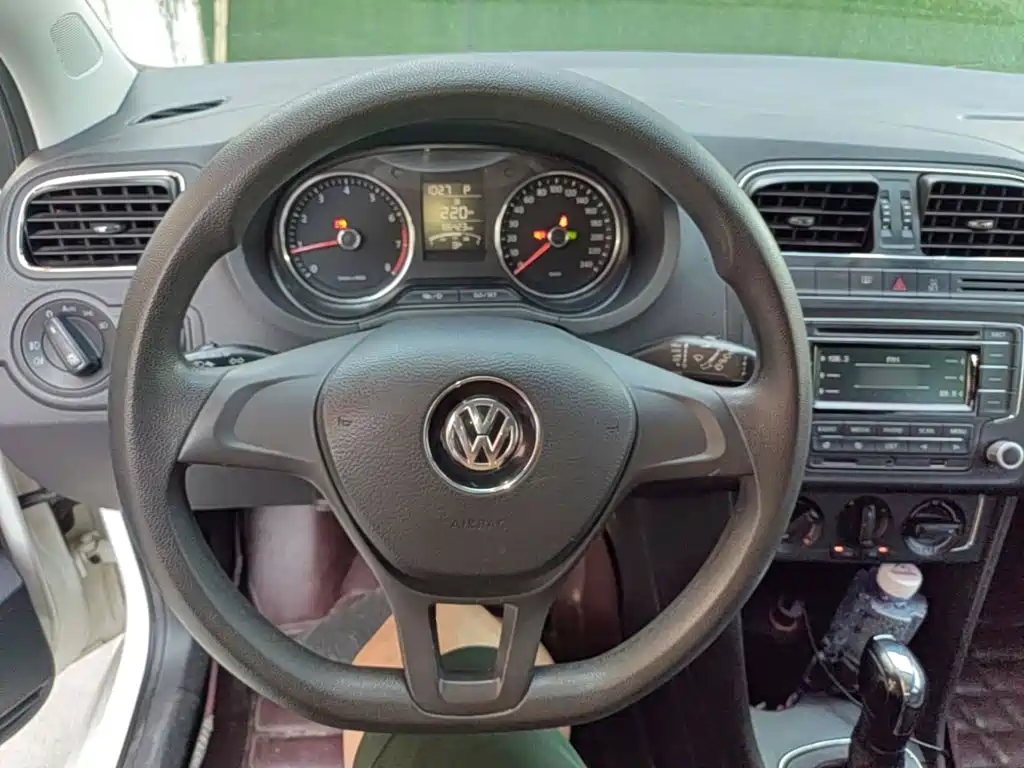 Volkswagen Polo — миниатюра 11