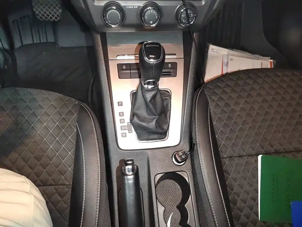 Skoda Octavia — миниатюра 15