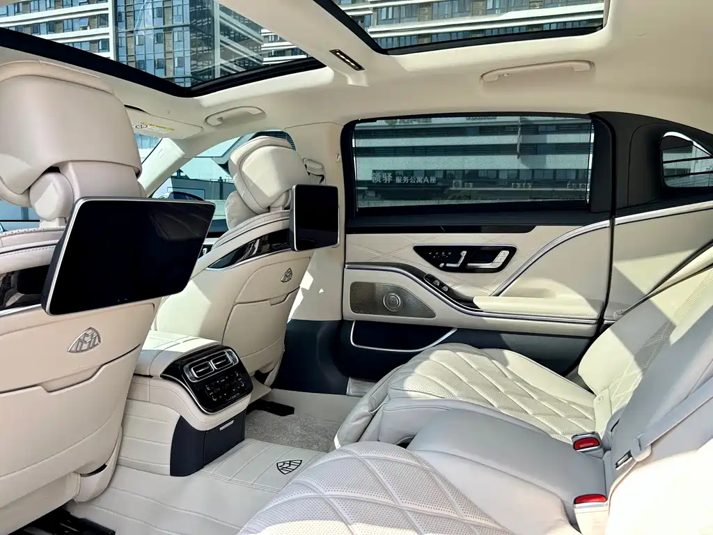 Mercedes-Benz S-Class — миниатюра 10