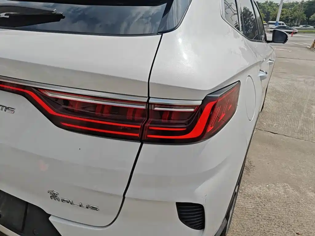 BYD PLUS New Energy — миниатюра 8