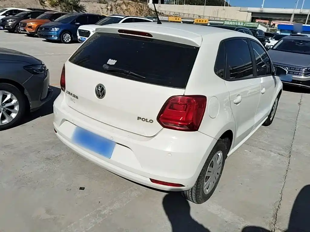 Volkswagen Polo — миниатюра 7