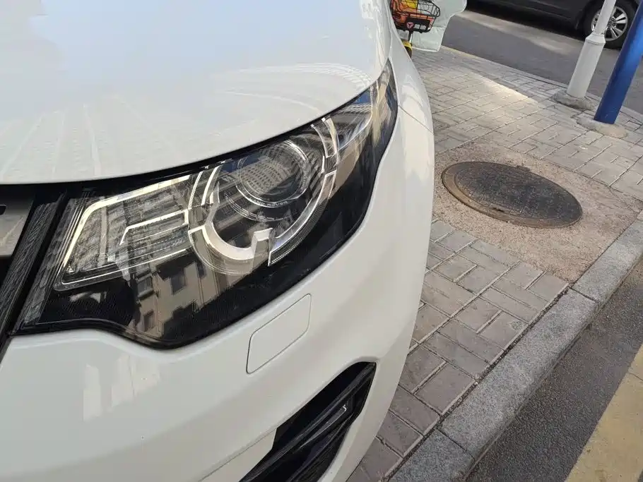 Land Rover Discovery Sport — миниатюра 5