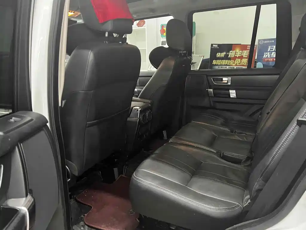 Land Rover Discovery — миниатюра 4
