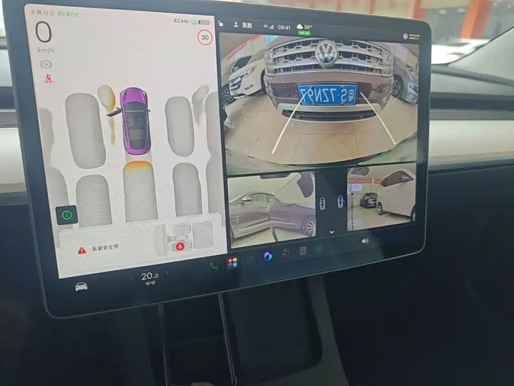 Tesla Model 3 — миниатюра 13