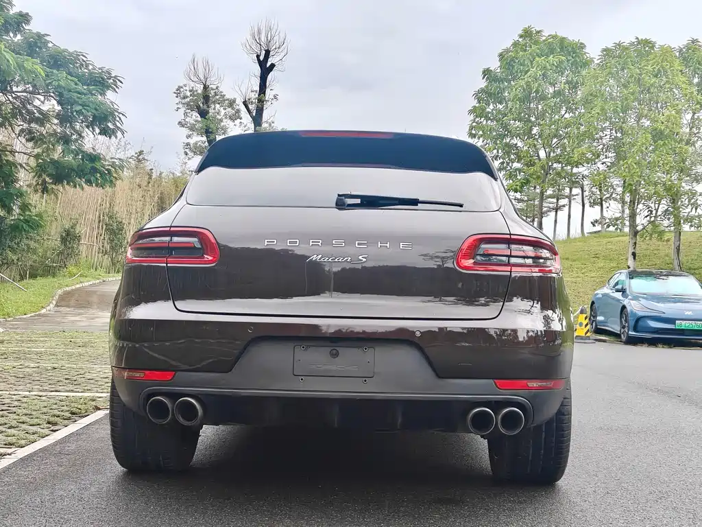 Porsche Macan — миниатюра 6
