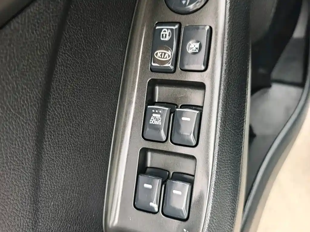 Kia K3 — миниатюра 12