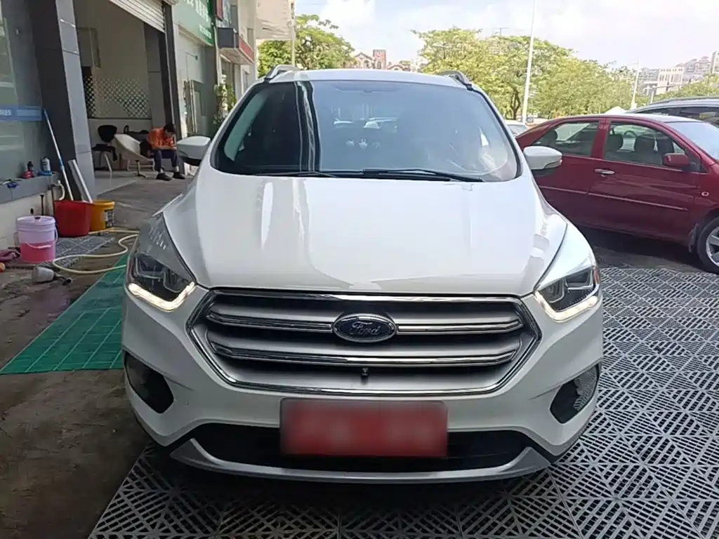 Ford Kuga — миниатюра 3