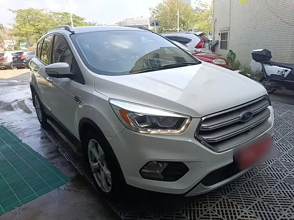 Ford Kuga — миниатюра 4