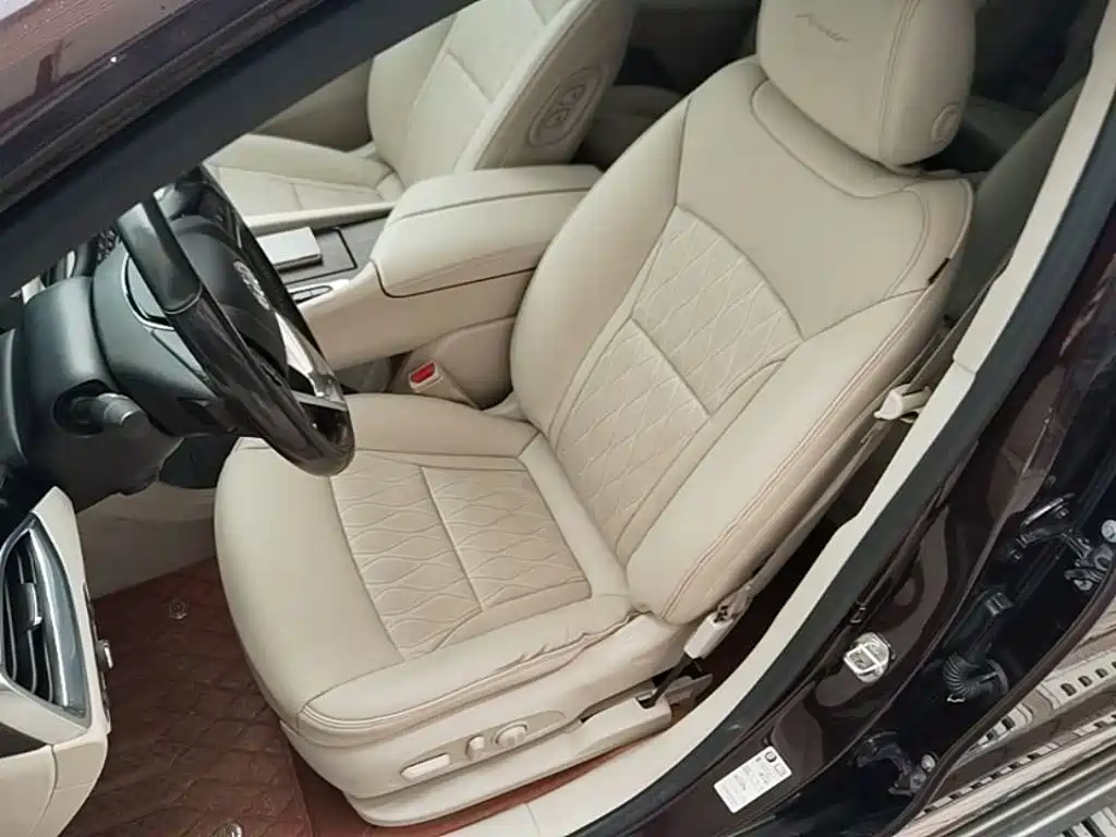 Buick Enclave — миниатюра 15