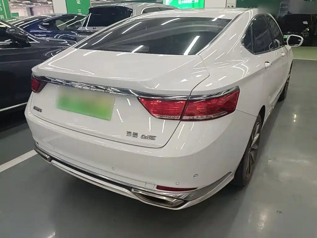 Geely Borui Hybrid — миниатюра 7