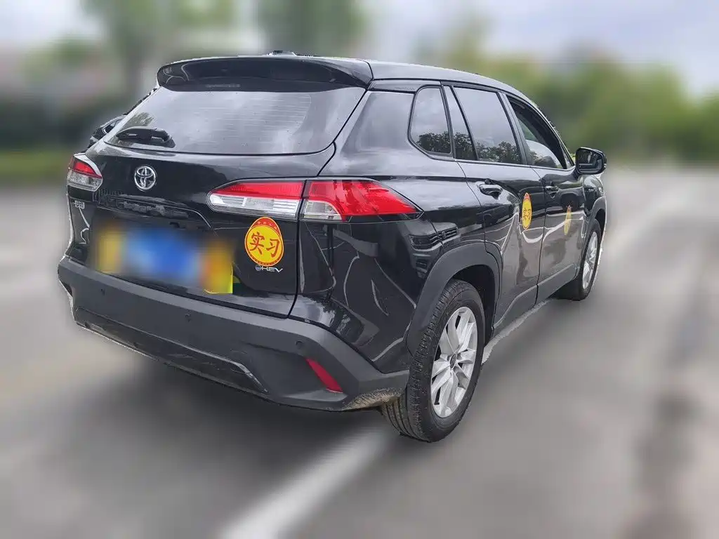 Toyota Corolla Cross — миниатюра 4