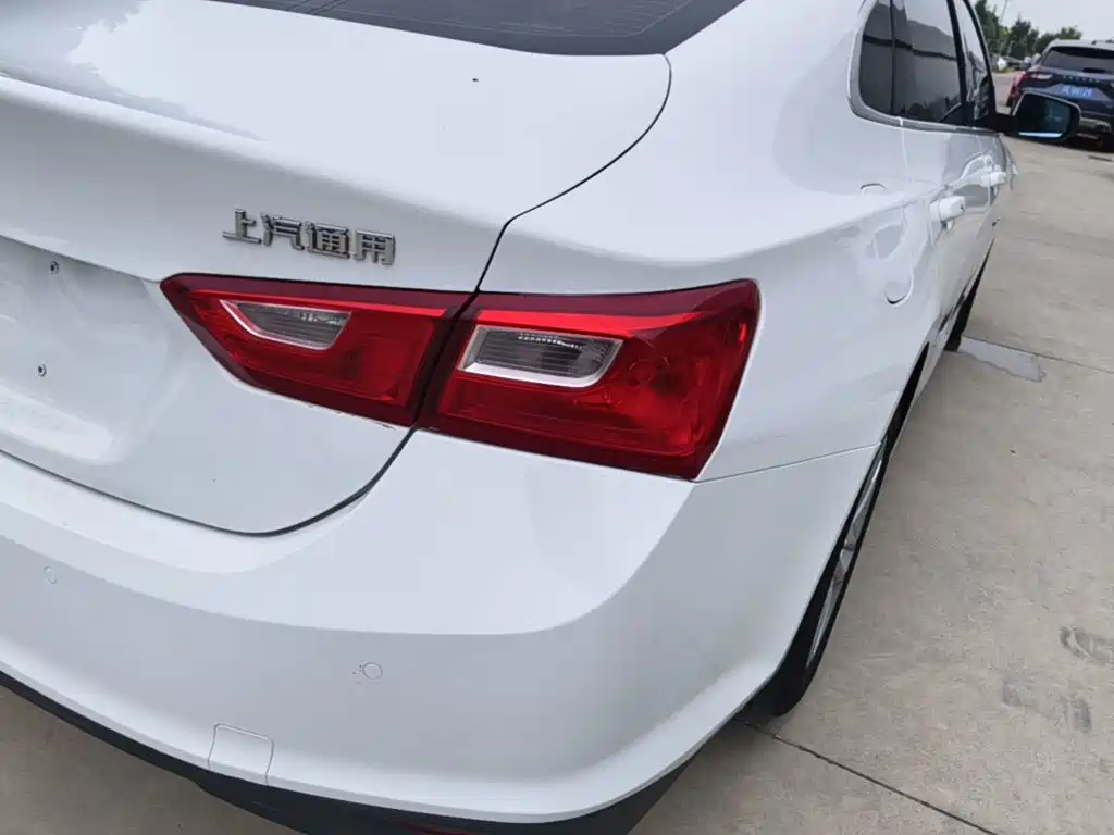 Chevrolet Malibu XL — миниатюра 8