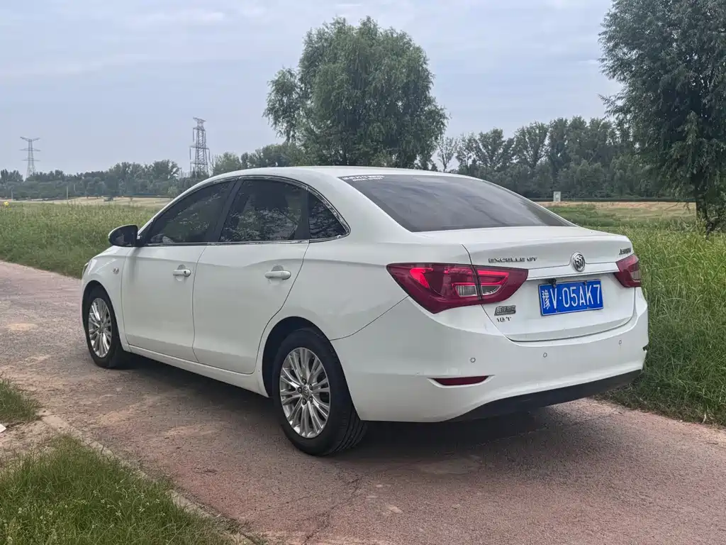 Buick Excelle — миниатюра 13