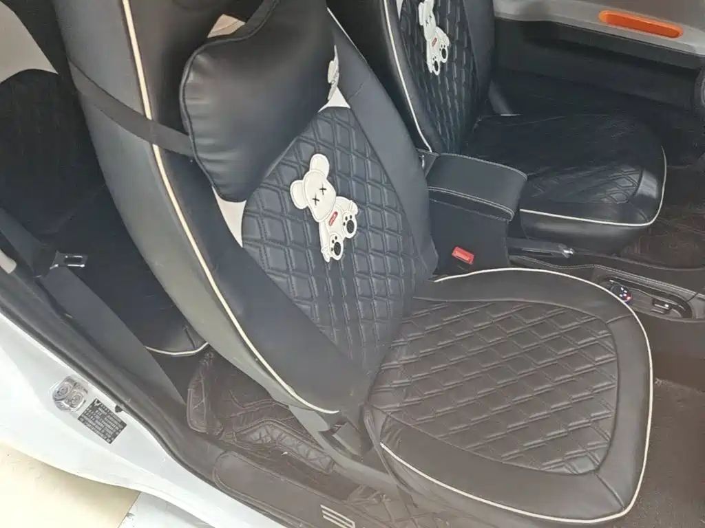 Wuling MINIEV — миниатюра 25