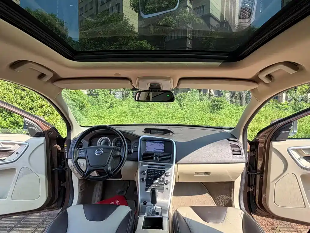 Volvo XC60 (Import) — миниатюра 5