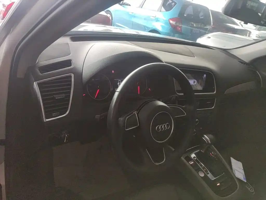 Audi Q5 — миниатюра 10