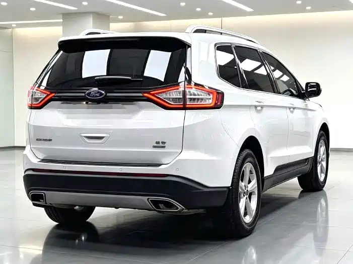 Ford Edge — миниатюра 9
