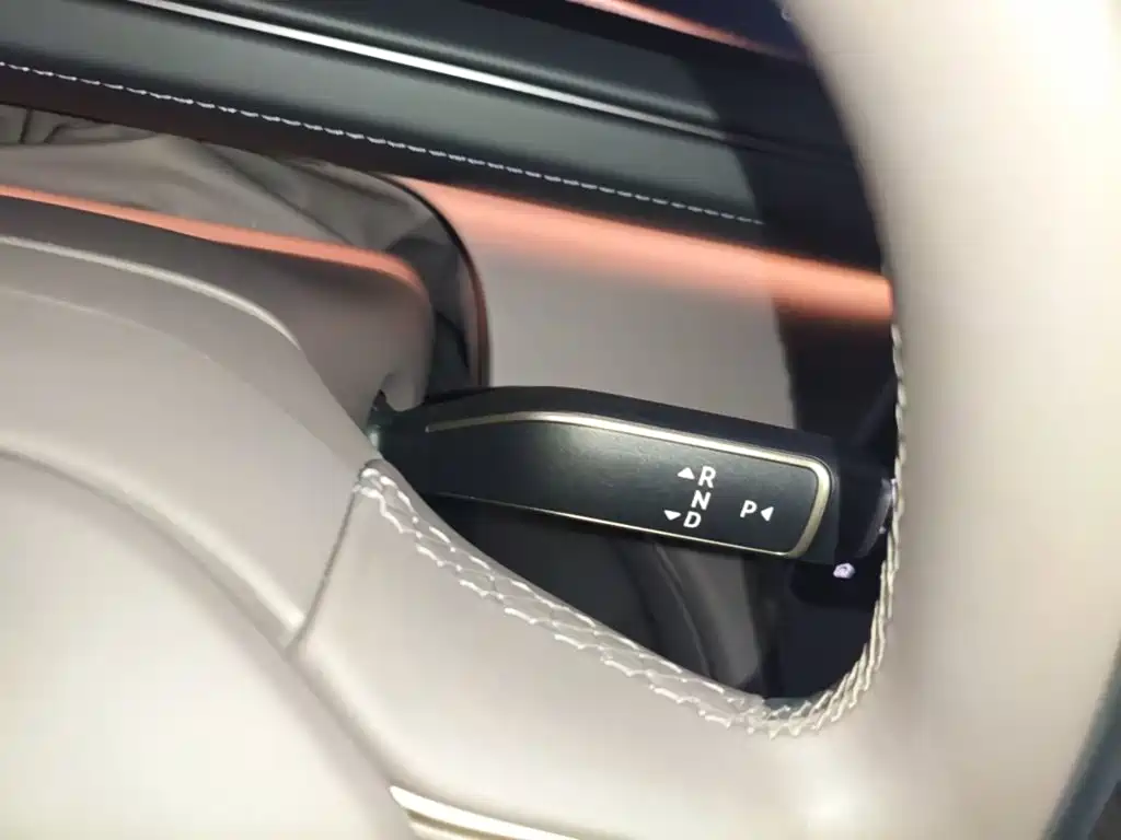 NIO ES8 — миниатюра 14