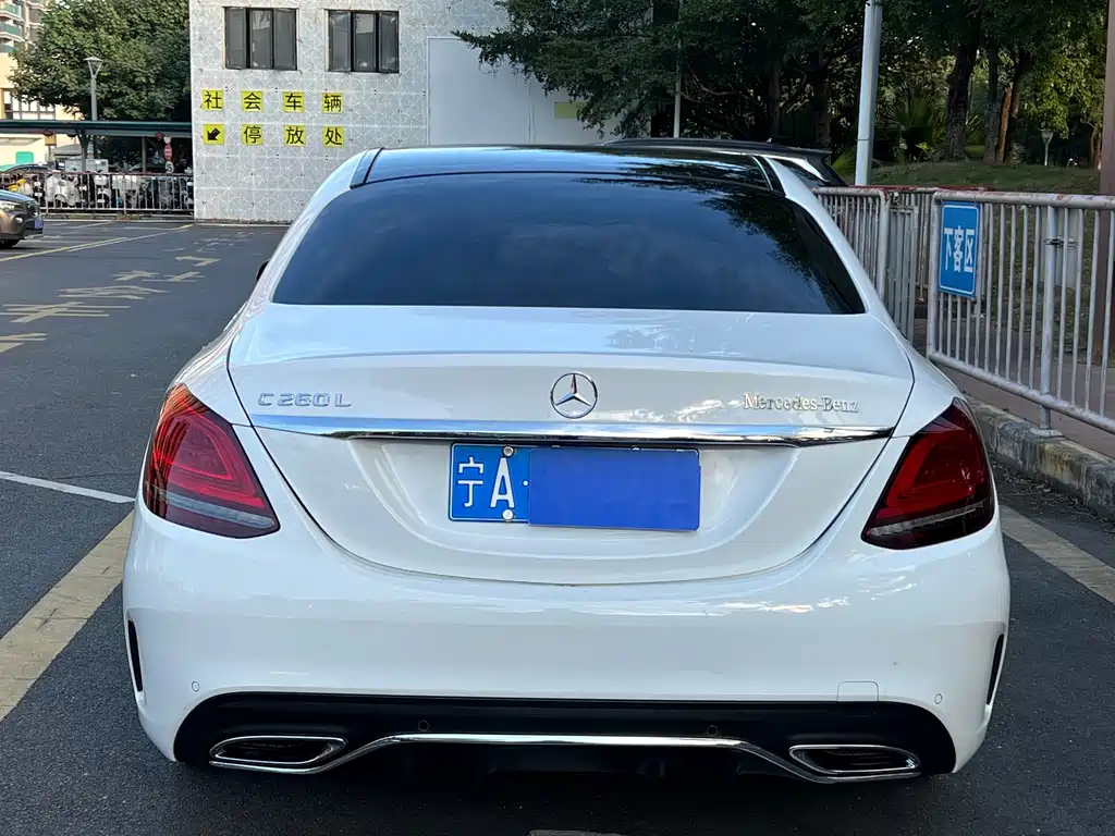 MERCEDES-BENZ C CLASS