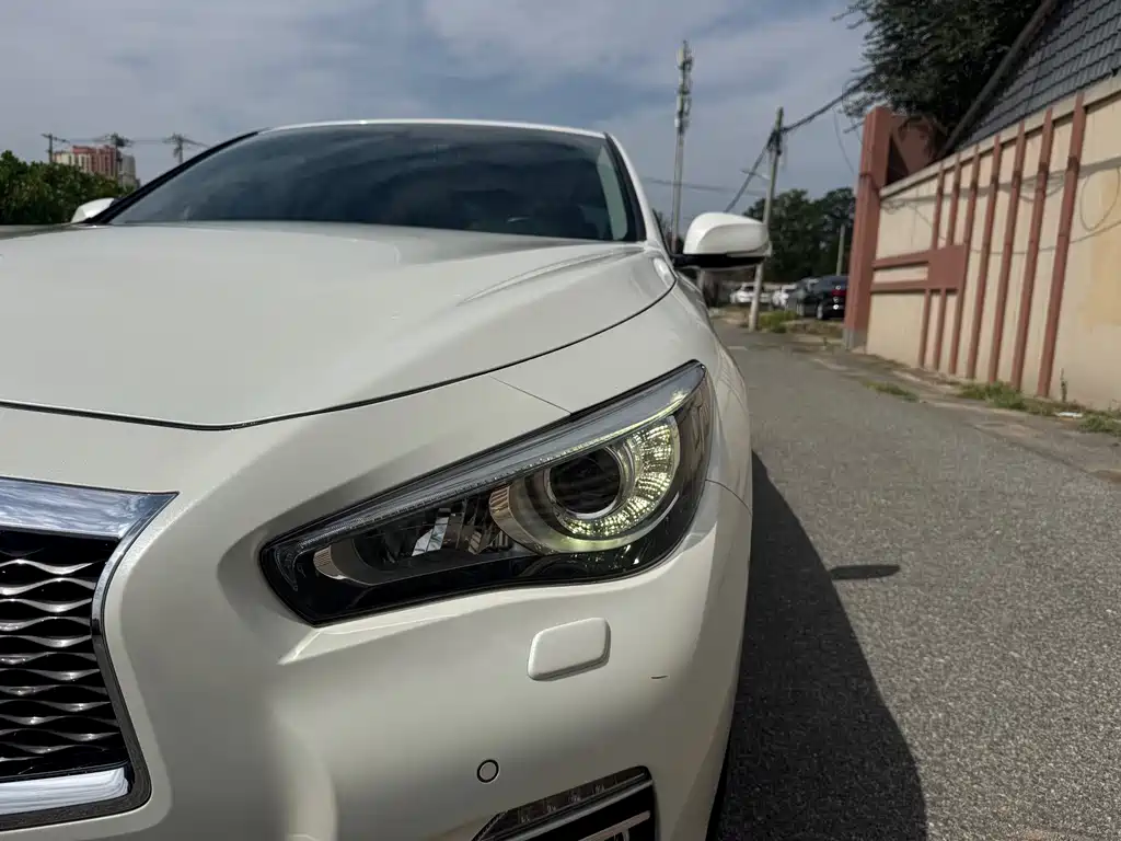 Infiniti Q50L — миниатюра 24