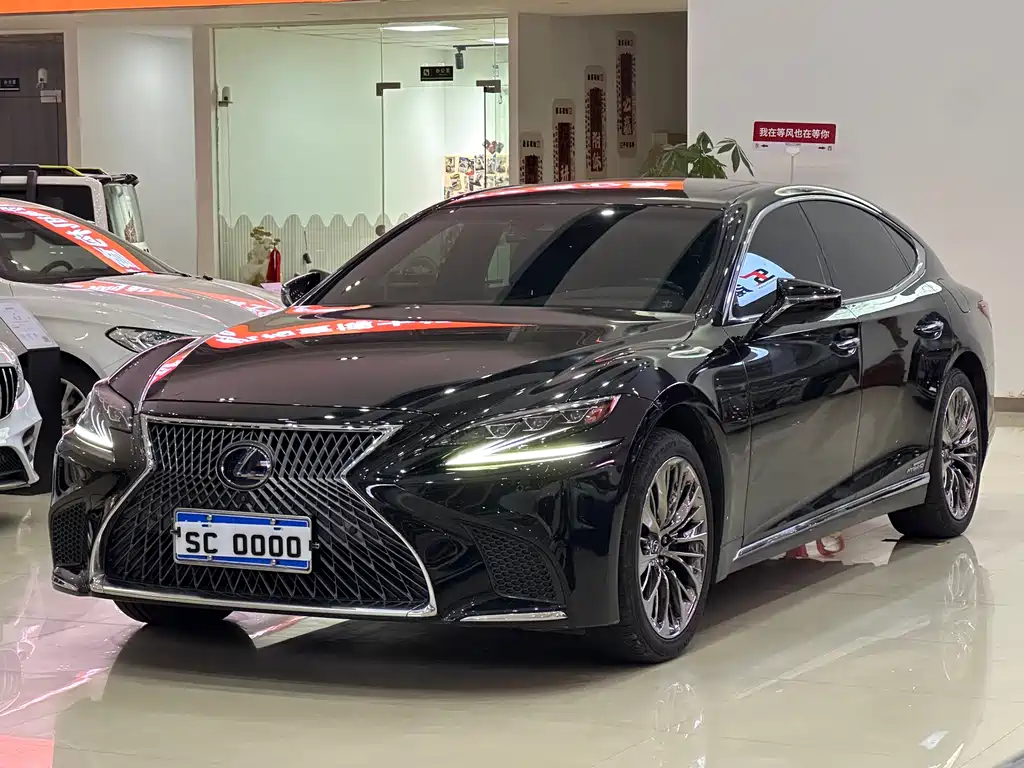 Lexus LS 2019