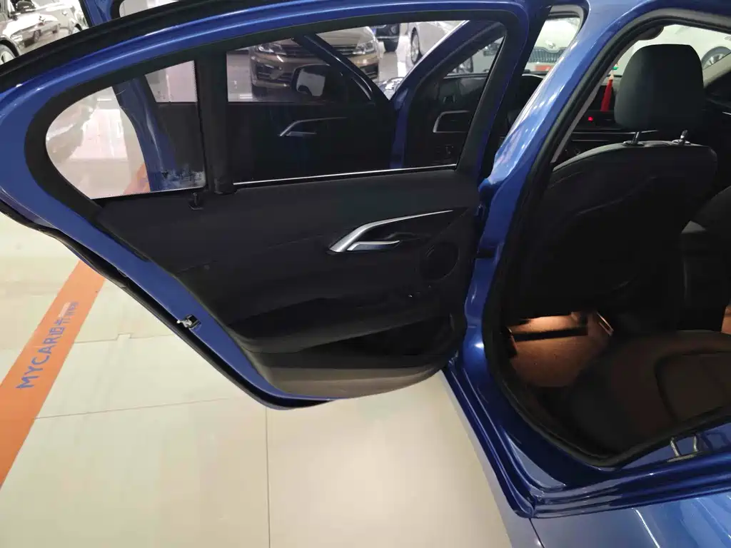 BMW 1 Series — миниатюра 7