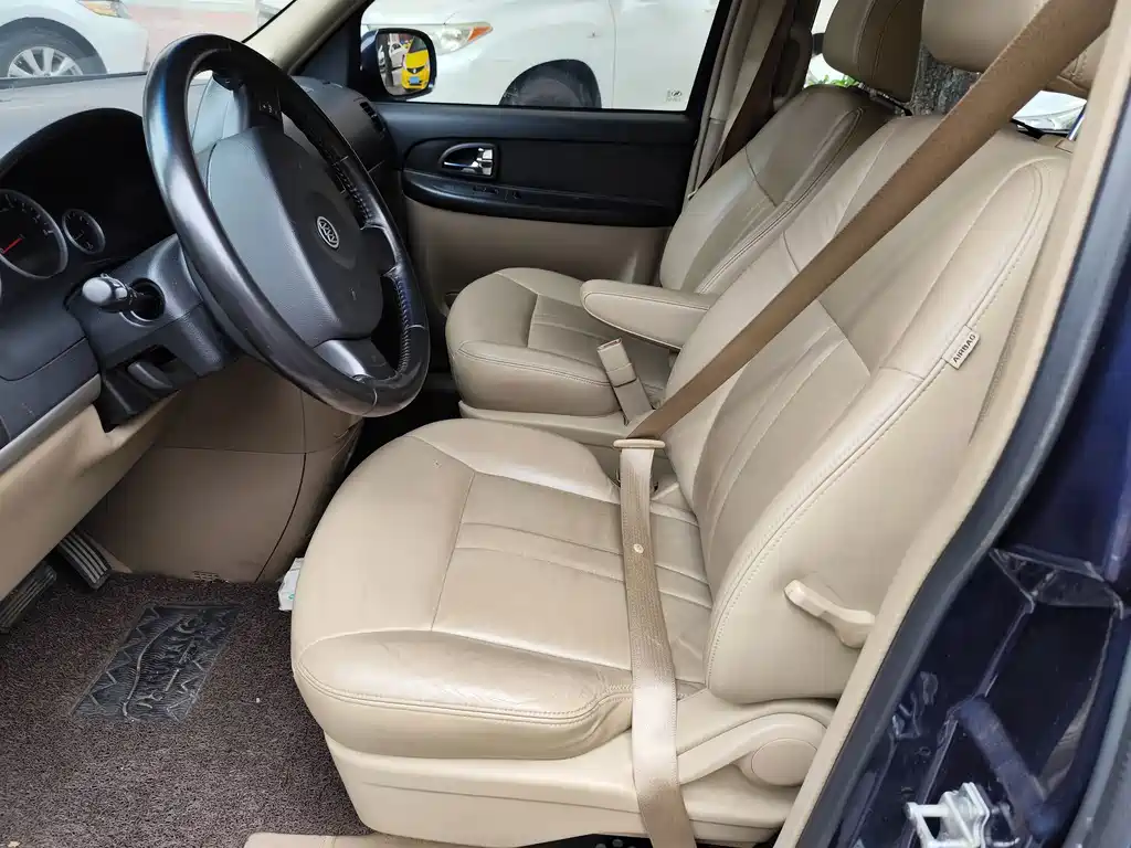 Buick GL8 — миниатюра 6