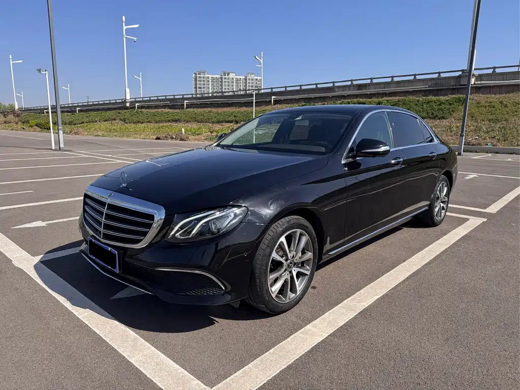 Mercedes-Benz E-Class 2018