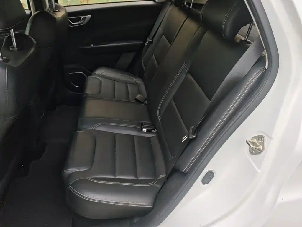 Geely Vision X3 — миниатюра 17