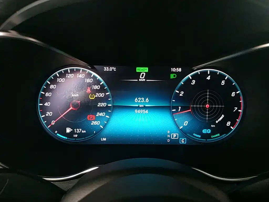 Mercedes-Benz C-Class — миниатюра 12