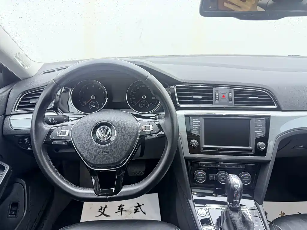 Volkswagen Lamando — миниатюра 9