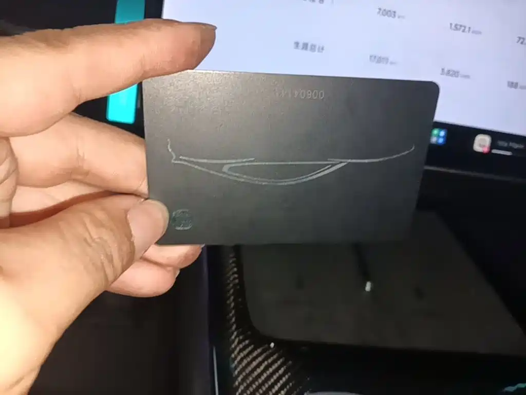 Xiaomi SU7 Ultra — миниатюра 9