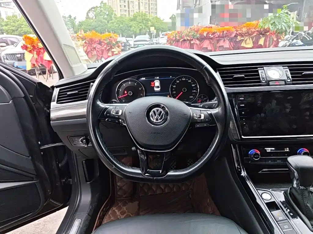 Volkswagen Phideon — миниатюра 11