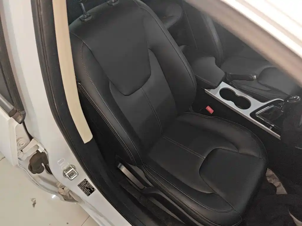 Chery Arrizo 5 — миниатюра 25