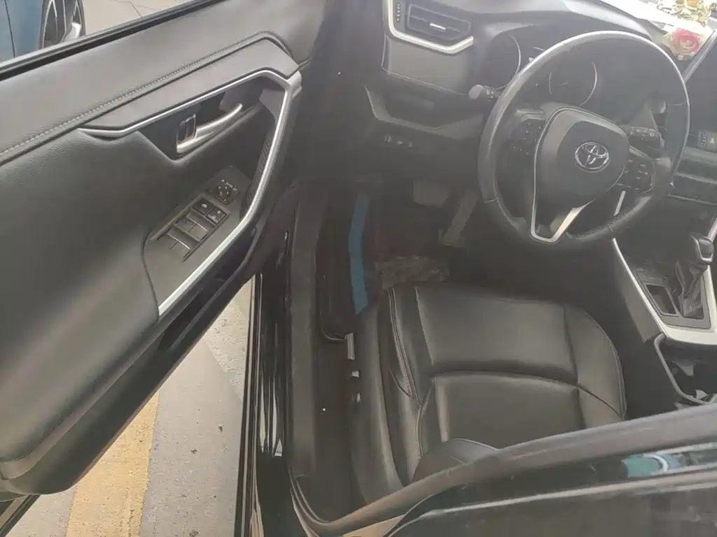 Toyota Wildlander — миниатюра 16
