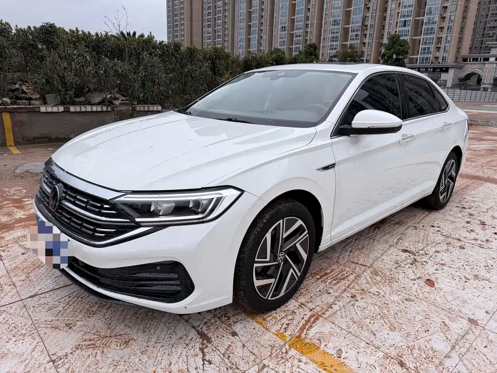 Volkswagen Sagitar 2021