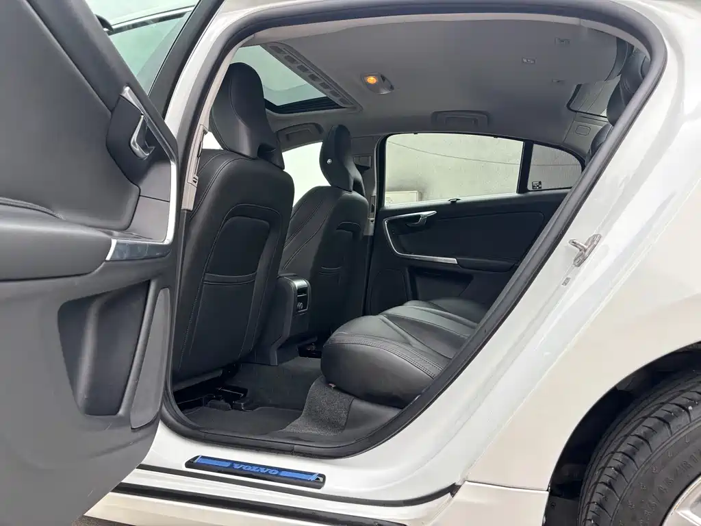 Volvo S60 2017 S60L T5