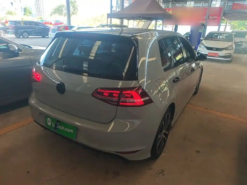 Volkswagen Golf — миниатюра 7